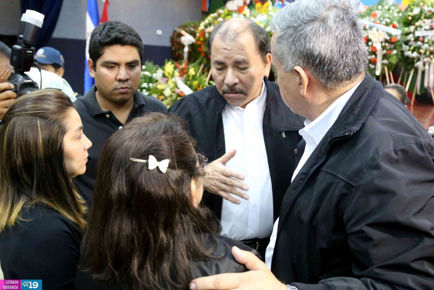 Presidente Daniel rinde homenaje póstumo al Rector Elmer Cisneros