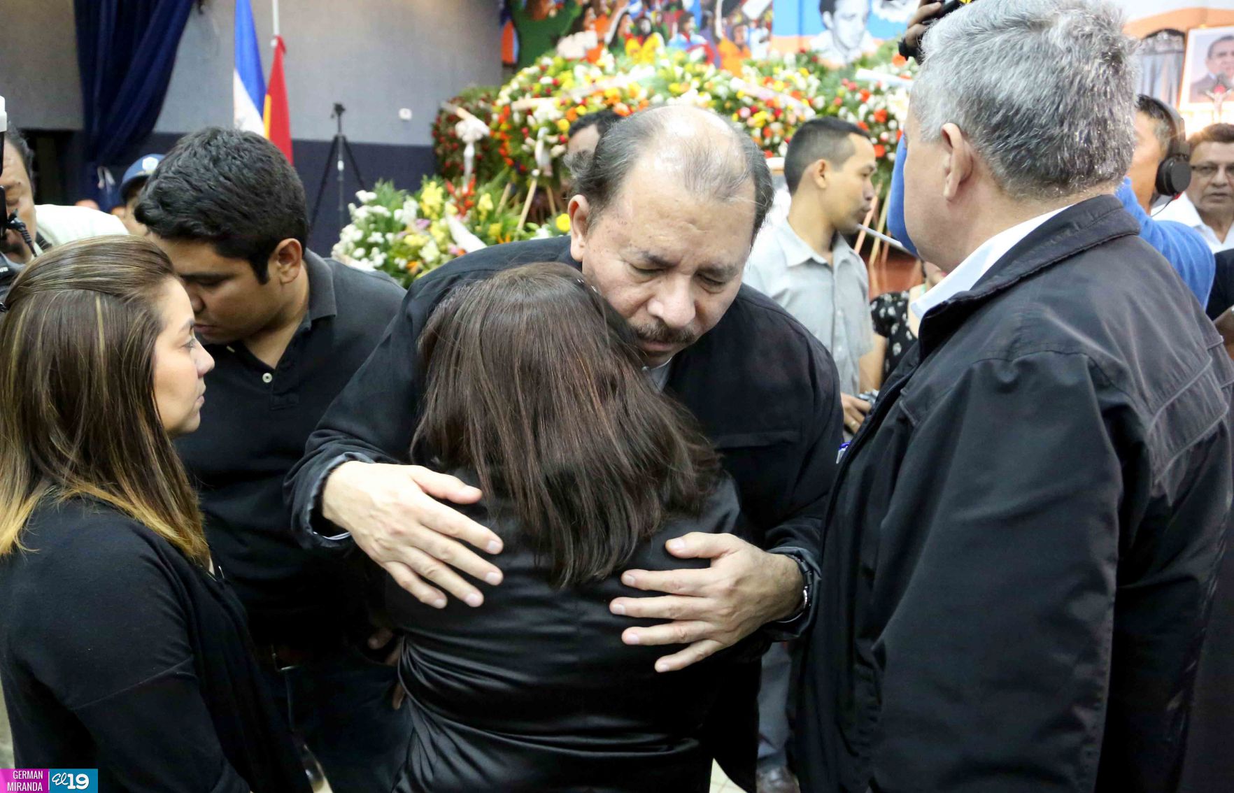 Presidente Daniel rinde homenaje póstumo al Rector Elmer Cisneros