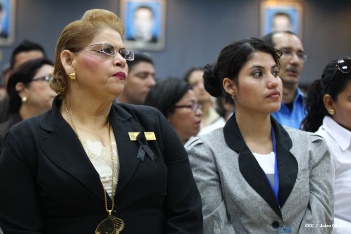 Continúan honras póstumas al Rector Magnífico Elmer Cisneros