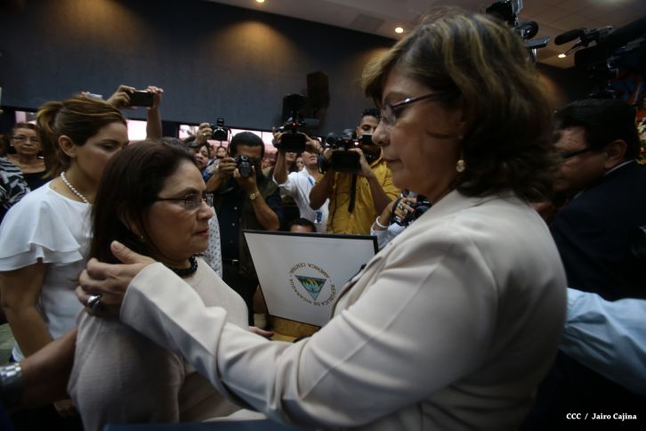 Continúan honras póstumas al Rector Magnífico Elmer Cisneros