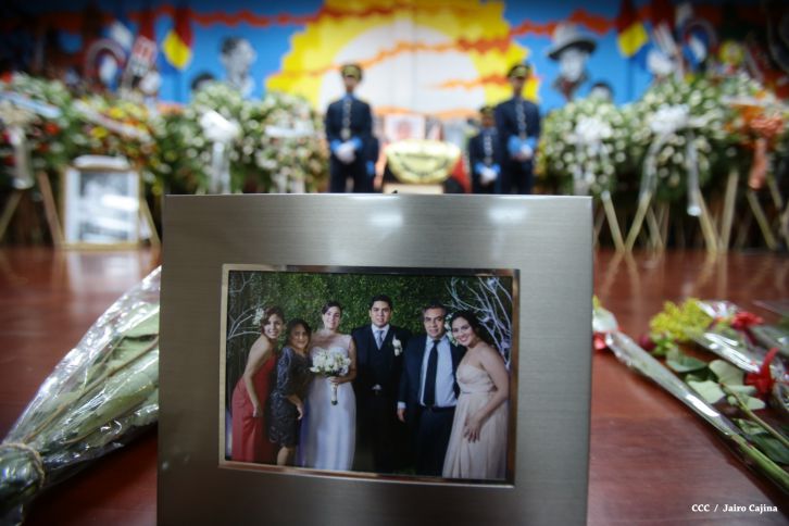 Continúan honras póstumas al Rector Magnífico Elmer Cisneros