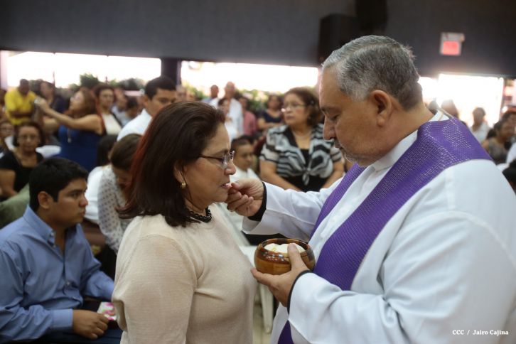 Continúan honras póstumas al Rector Magnífico Elmer Cisneros