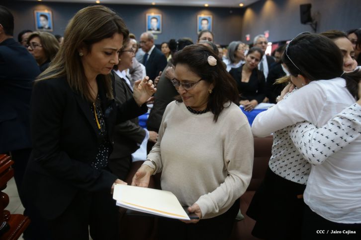 Continúan honras póstumas al Rector Magnífico Elmer Cisneros