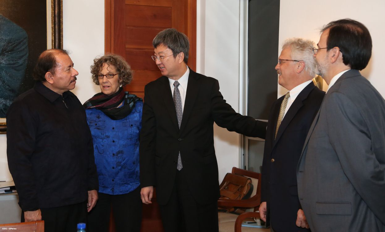 Presidente Daniel sostiene encuentro con delegación del FMI