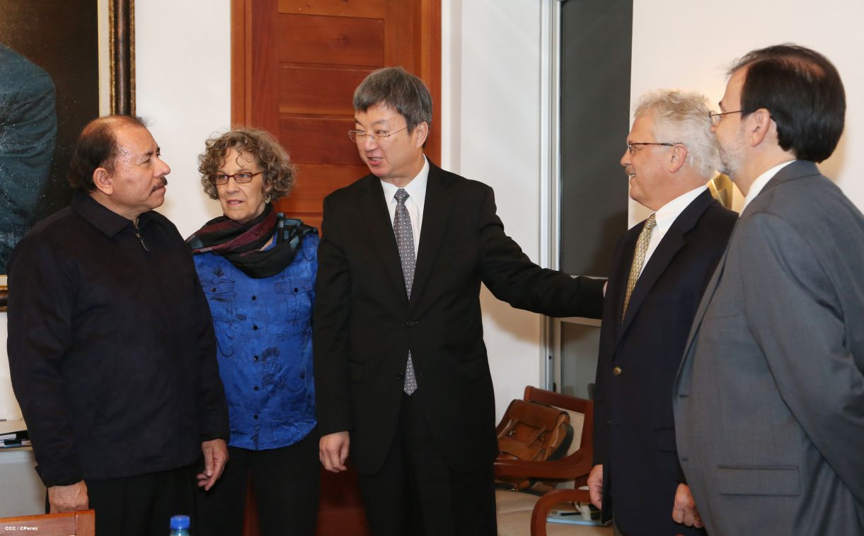 Presidente Daniel sostiene encuentro con delegación del FMI