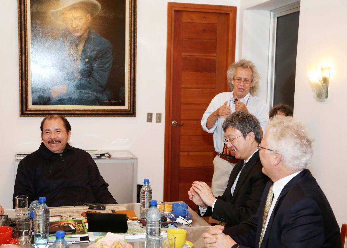 Presidente Daniel sostiene encuentro con delegación del FMI