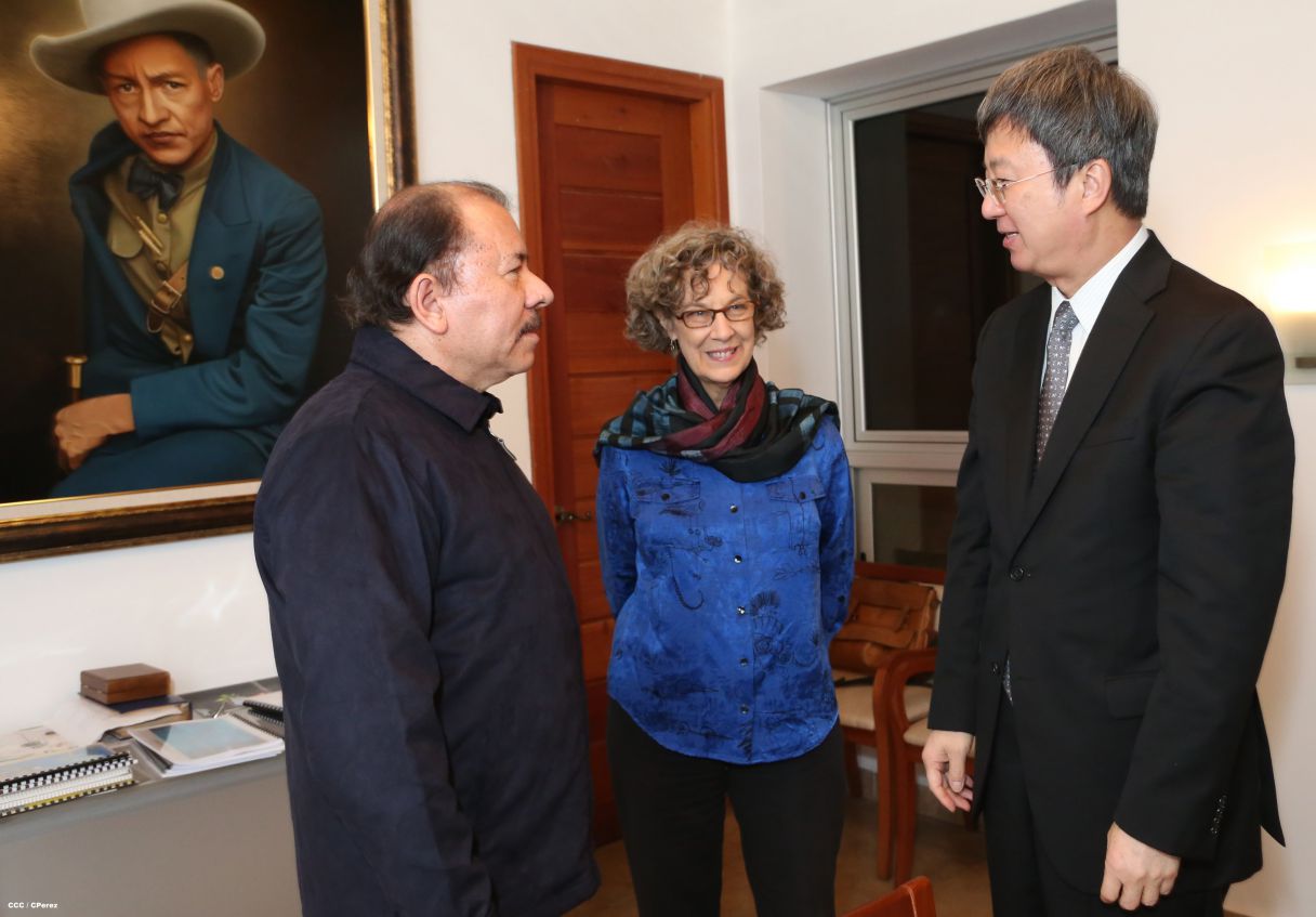 Presidente Daniel sostiene encuentro con delegación del FMI