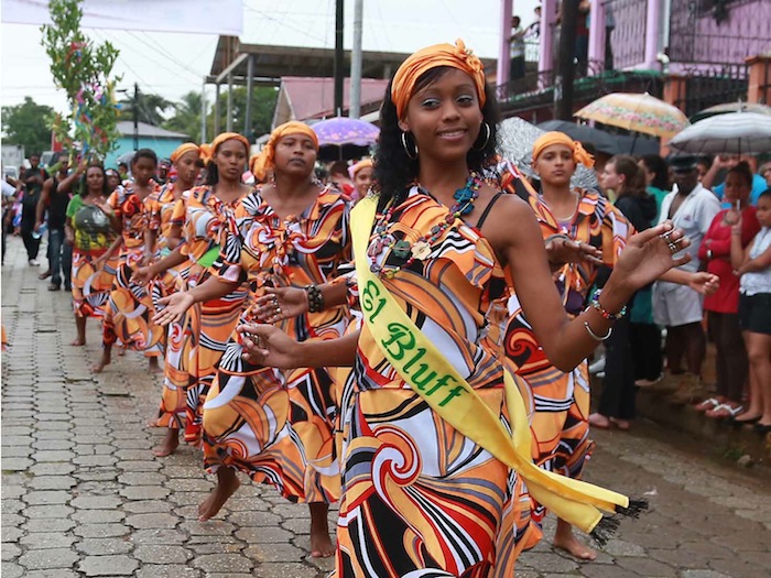 Costa Caribe celebras Fiestas de Mayo Ya 2013