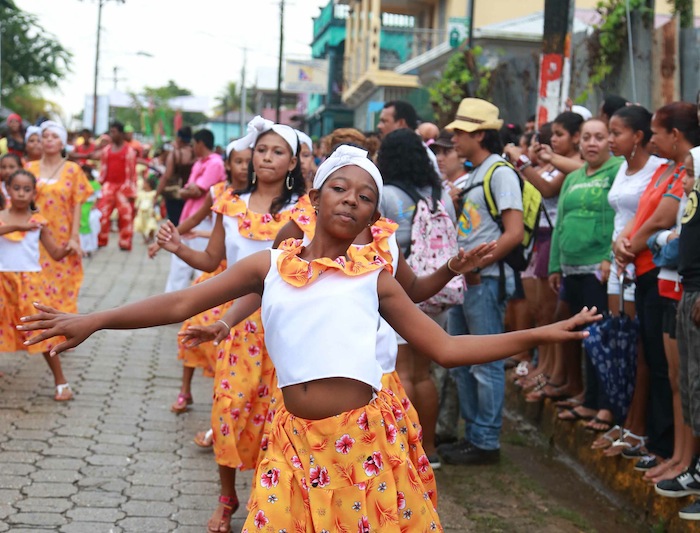 Costa Caribe celebras Fiestas de Mayo Ya 2013