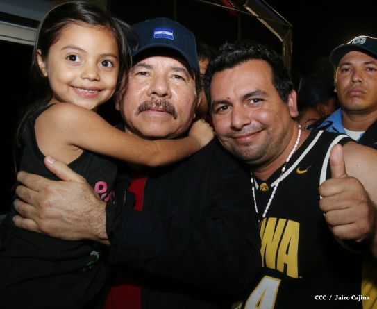Daniel inaugura Estadio de Béisbol Infantil “Hugo Chávez Frías”