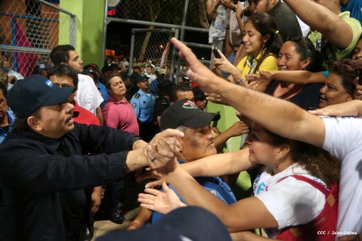 Daniel inaugura Estadio de Béisbol Infantil “Hugo Chávez Frías”