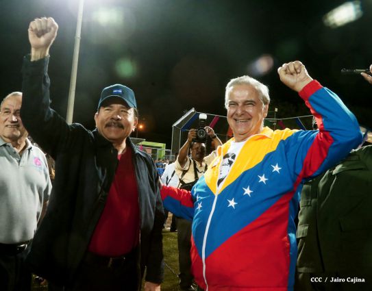 Daniel inaugura Estadio de Béisbol Infantil “Hugo Chávez Frías”