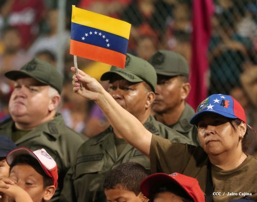 Daniel inaugura Estadio de Béisbol Infantil “Hugo Chávez Frías”