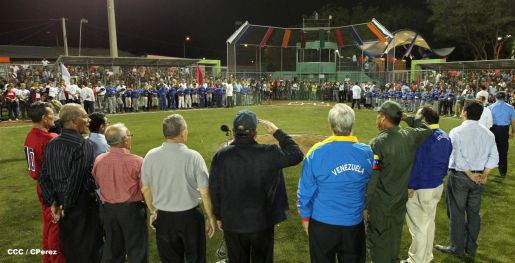 Daniel inaugura Estadio de Béisbol Infantil “Hugo Chávez Frías”