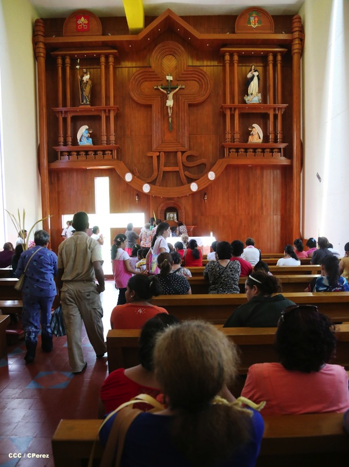 Procesión de la Burrita en Managua (Semana Santa 2013)