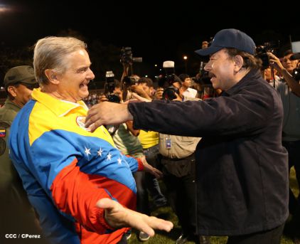 Daniel inaugura Estadio de Béisbol Infantil “Hugo Chávez Frías”