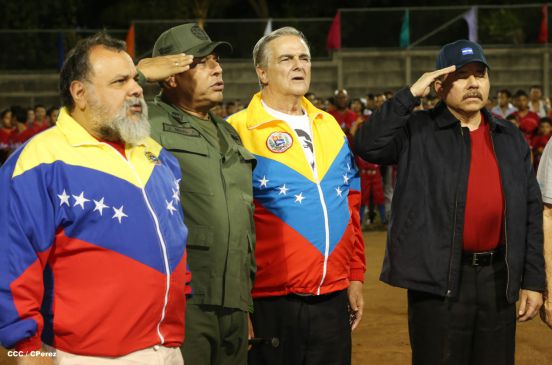 Daniel inaugura Estadio de Béisbol Infantil “Hugo Chávez Frías”