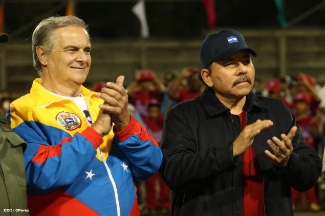 Daniel inaugura Estadio de Béisbol Infantil “Hugo Chávez Frías”