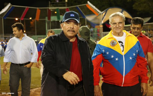 Daniel inaugura Estadio de Béisbol Infantil “Hugo Chávez Frías”