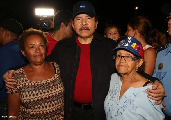 Daniel inaugura Estadio de Béisbol Infantil “Hugo Chávez Frías”