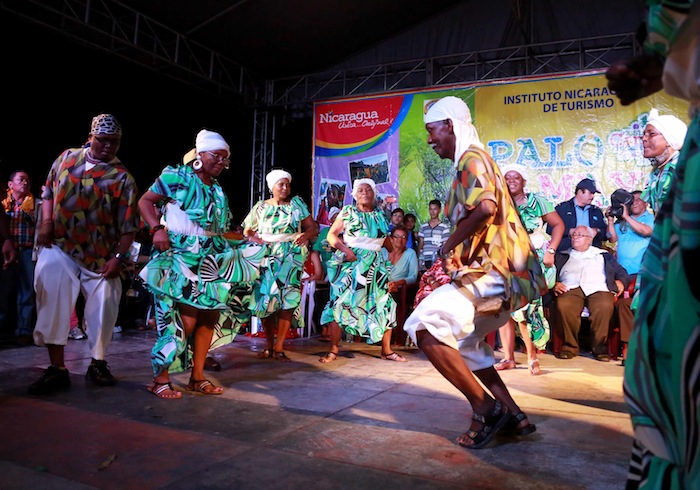 Costa Caribe celebras Fiestas de Mayo Ya 2013