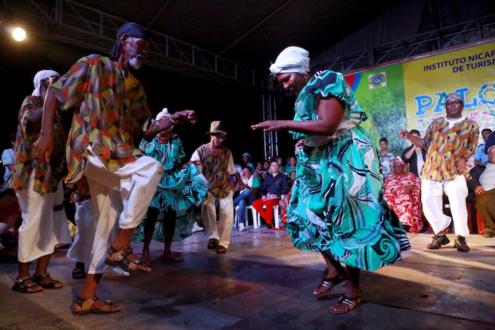 Costa Caribe celebras Fiestas de Mayo Ya 2013