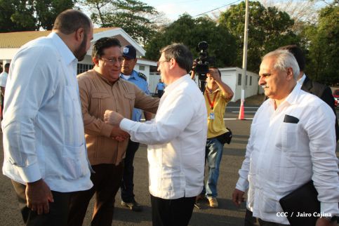 Canciller de Cuba: El Imperio intenta otra vez tratarnos como su patio trasero