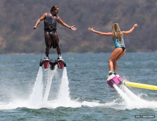 Intur promueve show de Flyboarding en centros turísticos del país