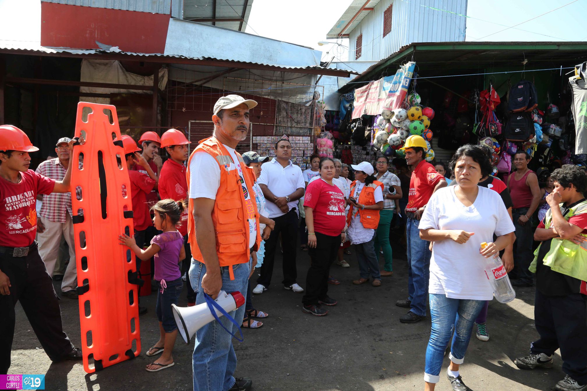 Comerciantes del Oriental desarrollan con éxito simulacro de terremoto