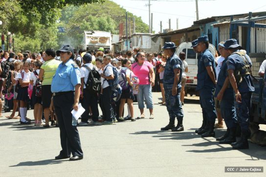 Familias de Masachapa participan masivamente en simulacros de terremoto y tsunami  