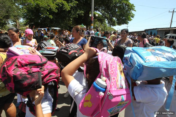 Familias de Masachapa participan masivamente en simulacros de terremoto y tsunami  