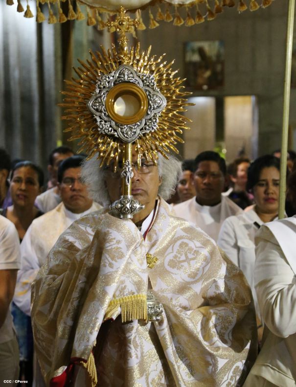 Cardenal Brenes celebra a San José, el Protector de la Iglesia