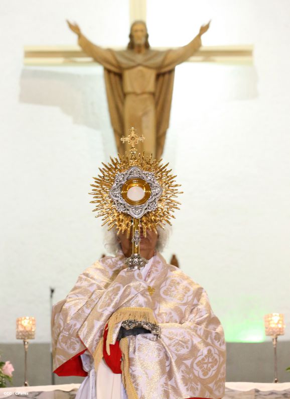 Cardenal Brenes celebra a San José, el Protector de la Iglesia