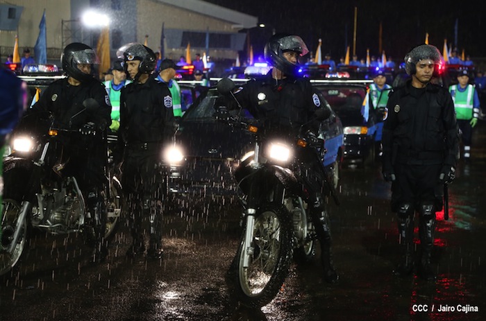 Daniel clausura XXII Reunión de mandos de la Policía Nacional