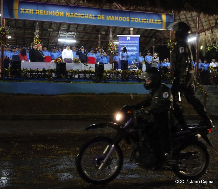 Daniel clausura XXII Reunión de mandos de la Policía Nacional