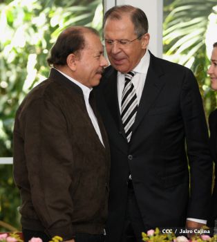 Presidente Daniel y Compañera Rosario sostienen encuentro con Canciller de la Federación de Rusia