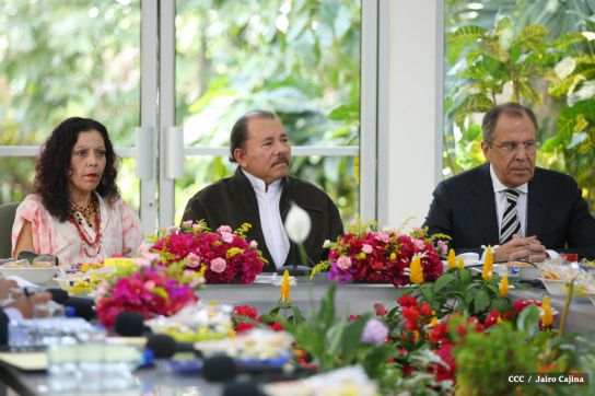 Presidente Daniel y Compañera Rosario sostienen encuentro con Canciller de la Federación de Rusia