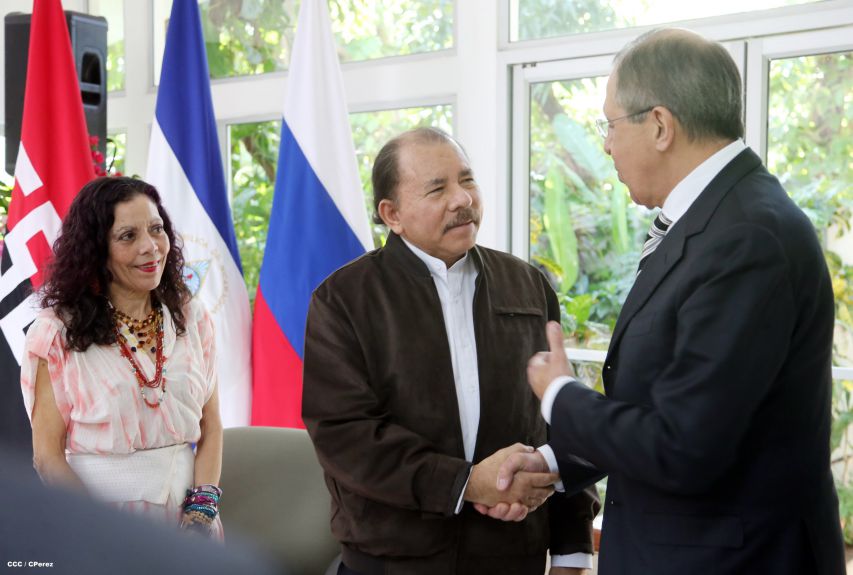 Presidente Daniel y Compañera Rosario sostienen encuentro con Canciller de la Federación de Rusia