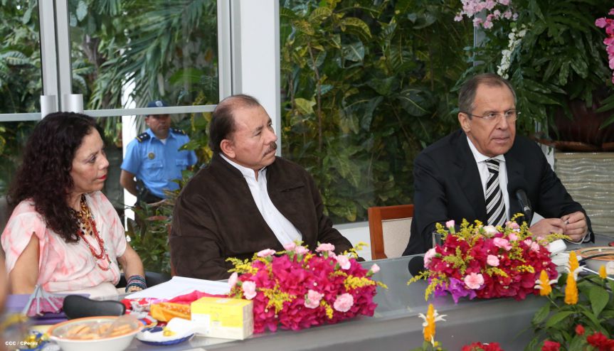 Presidente Daniel y Compañera Rosario sostienen encuentro con Canciller de la Federación de Rusia