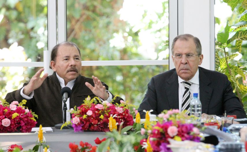 Presidente Daniel y Compañera Rosario sostienen encuentro con Canciller de la Federación de Rusia