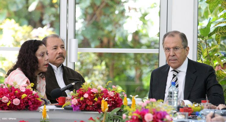 Presidente Daniel y Compañera Rosario sostienen encuentro con Canciller de la Federación de Rusia