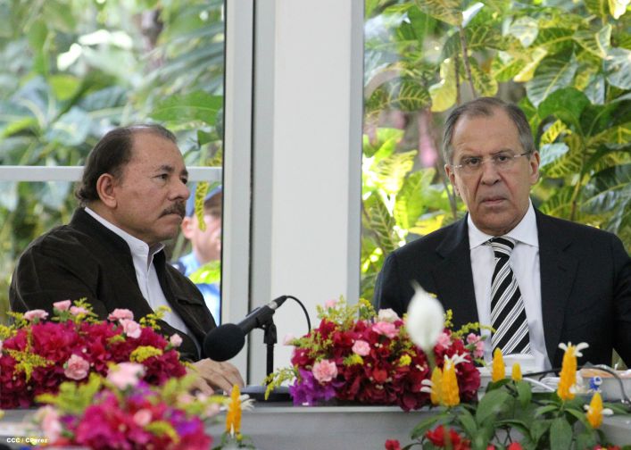 Presidente Daniel y Compañera Rosario sostienen encuentro con Canciller de la Federación de Rusia