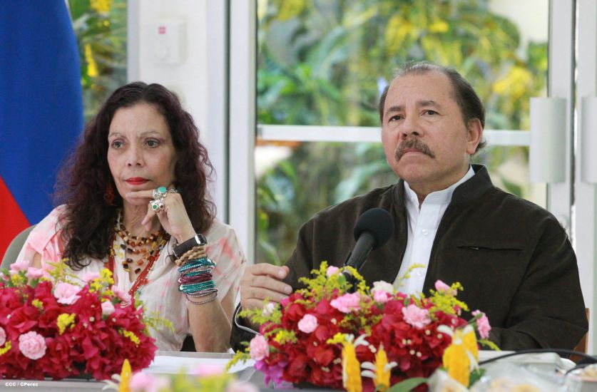 Presidente Daniel y Compañera Rosario sostienen encuentro con Canciller de la Federación de Rusia