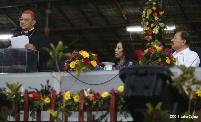 Daniel clausura XXII Reunión de mandos de la Policía Nacional