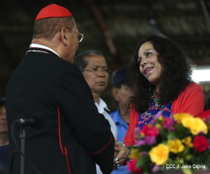 Daniel clausura XXII Reunión de mandos de la Policía Nacional