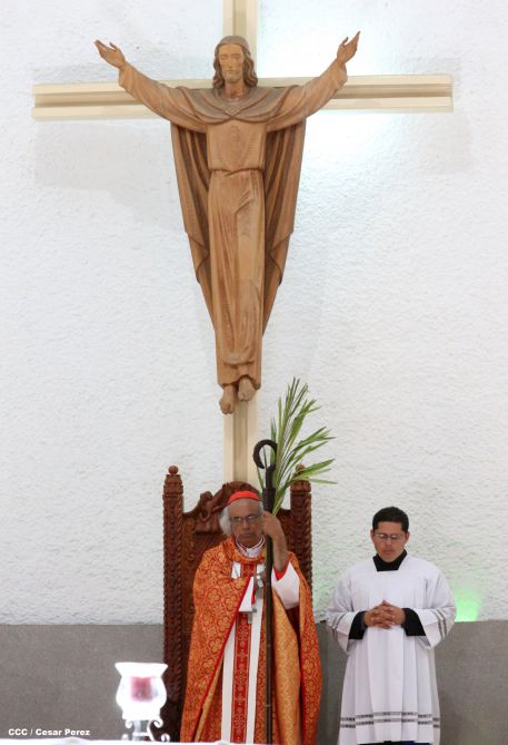 Cardenal Brenes preside peregrinación en honor a Jesús del Triunfo y misa de Domingo de Ramos 