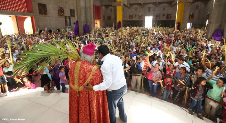 Cardenal Brenes preside peregrinación en honor a Jesús del Triunfo y misa de Domingo de Ramos 