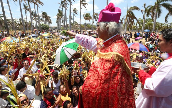Cardenal Brenes preside peregrinación en honor a Jesús del Triunfo y misa de Domingo de Ramos 