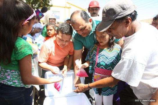 León celebra tradicional procesión en honor a San Benito de Palermo