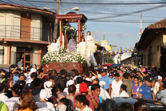 León celebra tradicional procesión en honor a San Benito de Palermo
